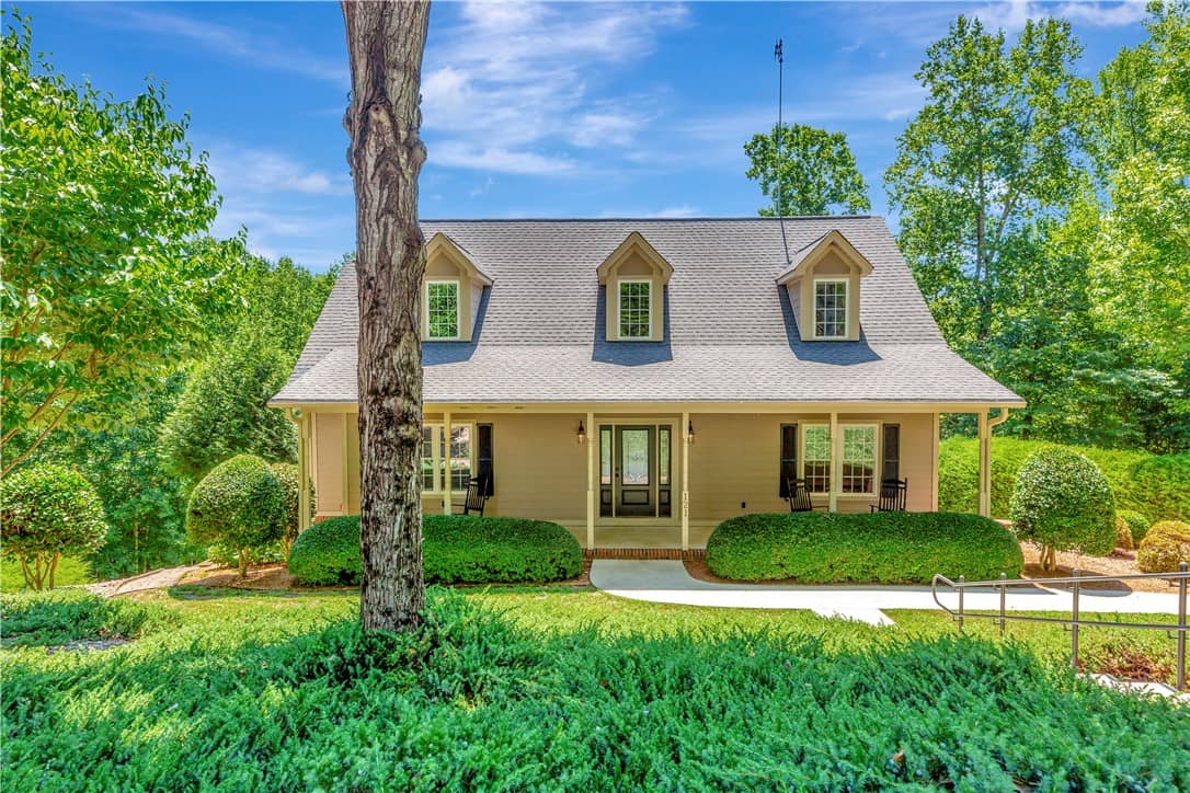 121 Woods Drive