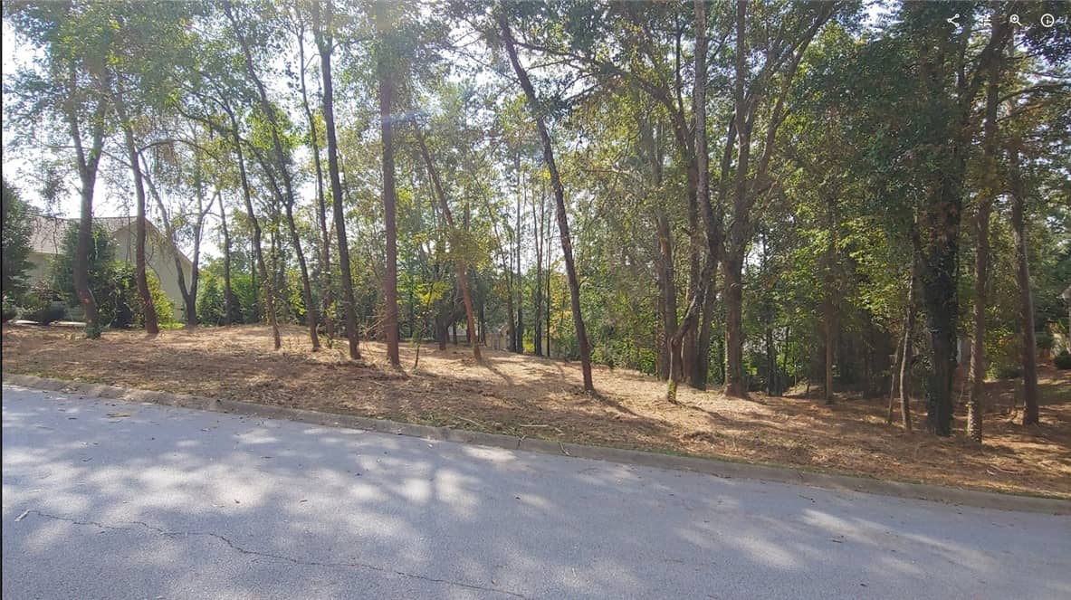 412 Arbor Way