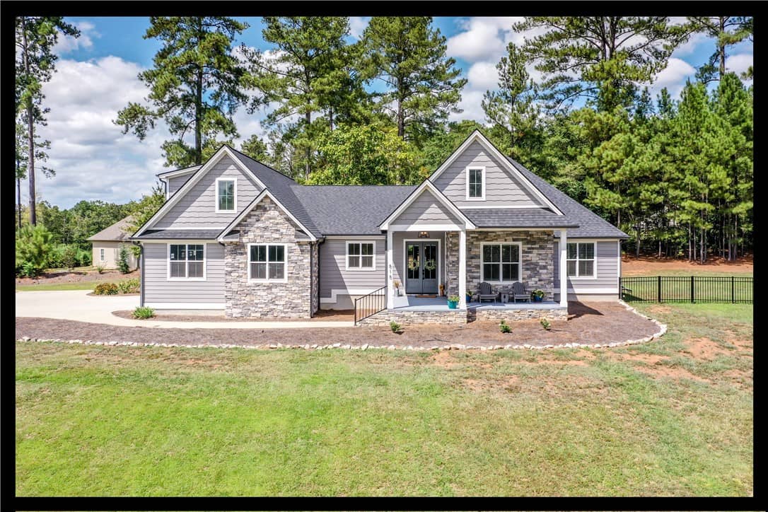 815 Little Bay Lane