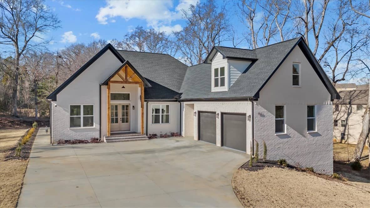 151 Rivendell Drive