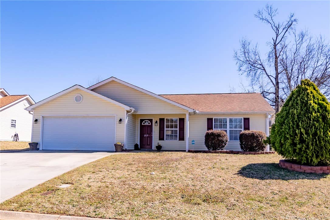 217 Rio Way