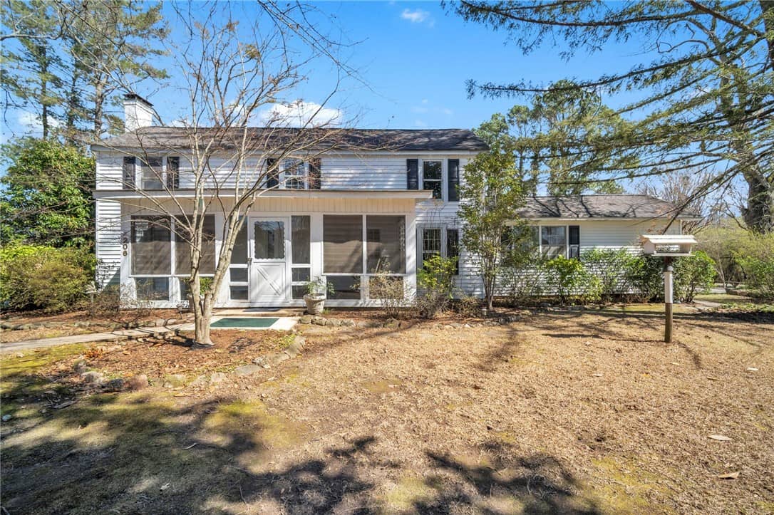 206 Syracuse Road