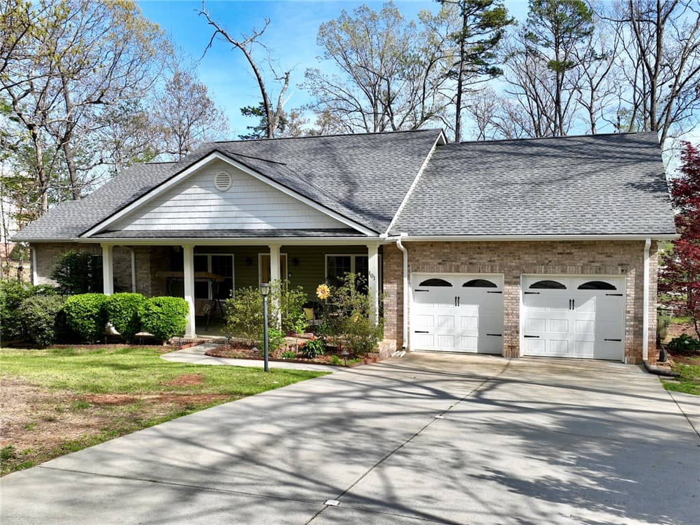 101 Lancelot Drive