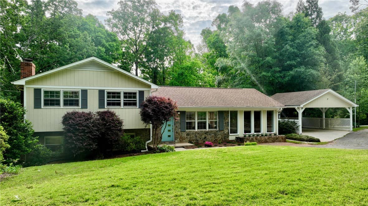 100 Shady Lane