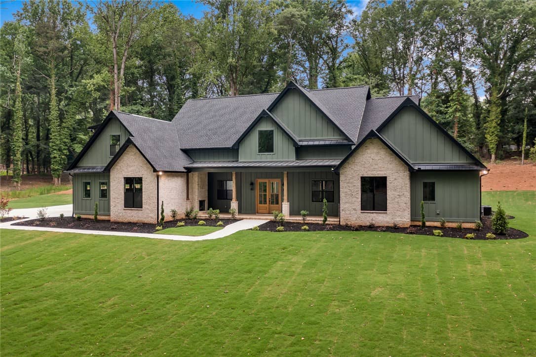 190 Graylyn Drive