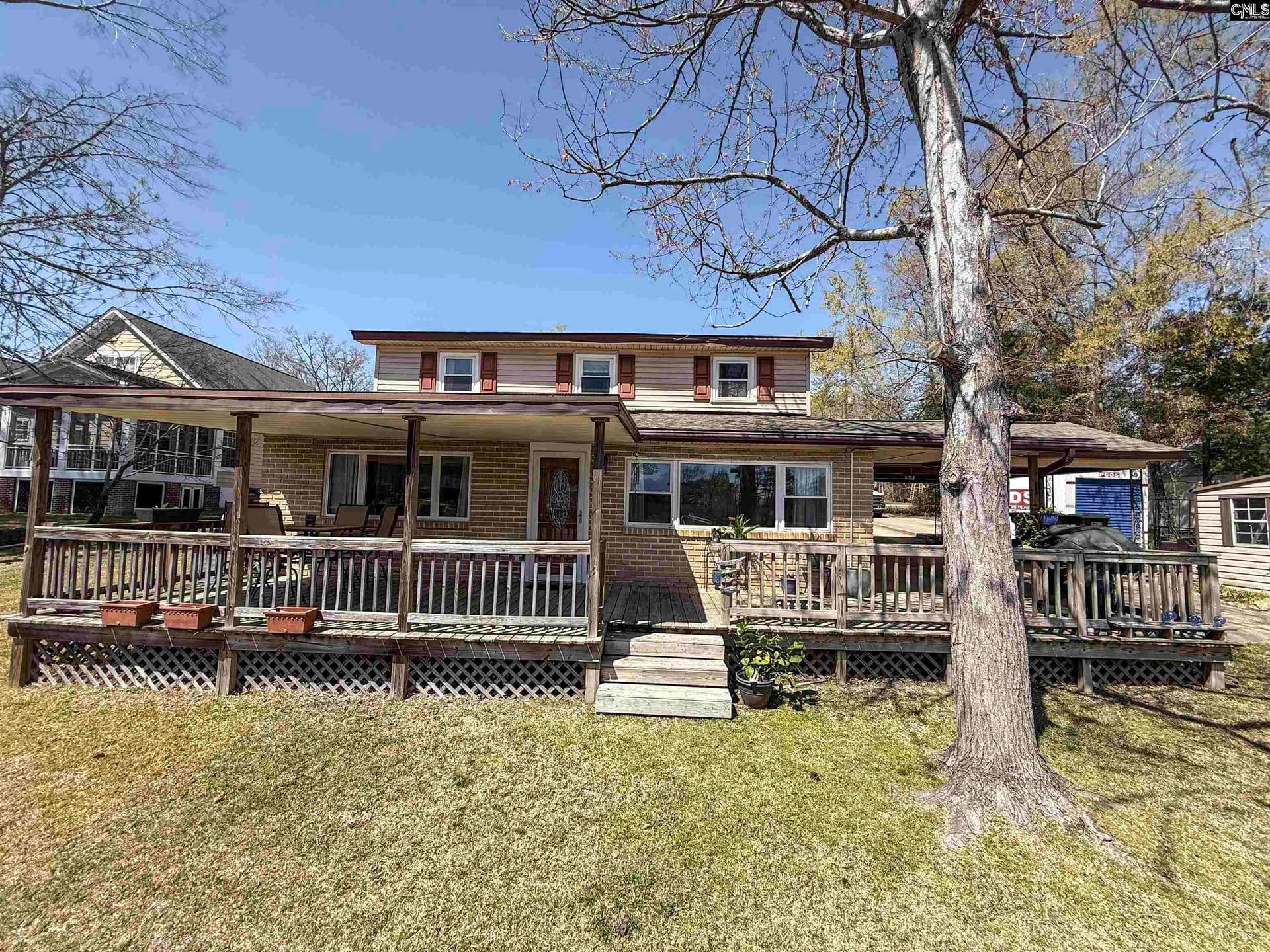 220 Old Cedar Pt