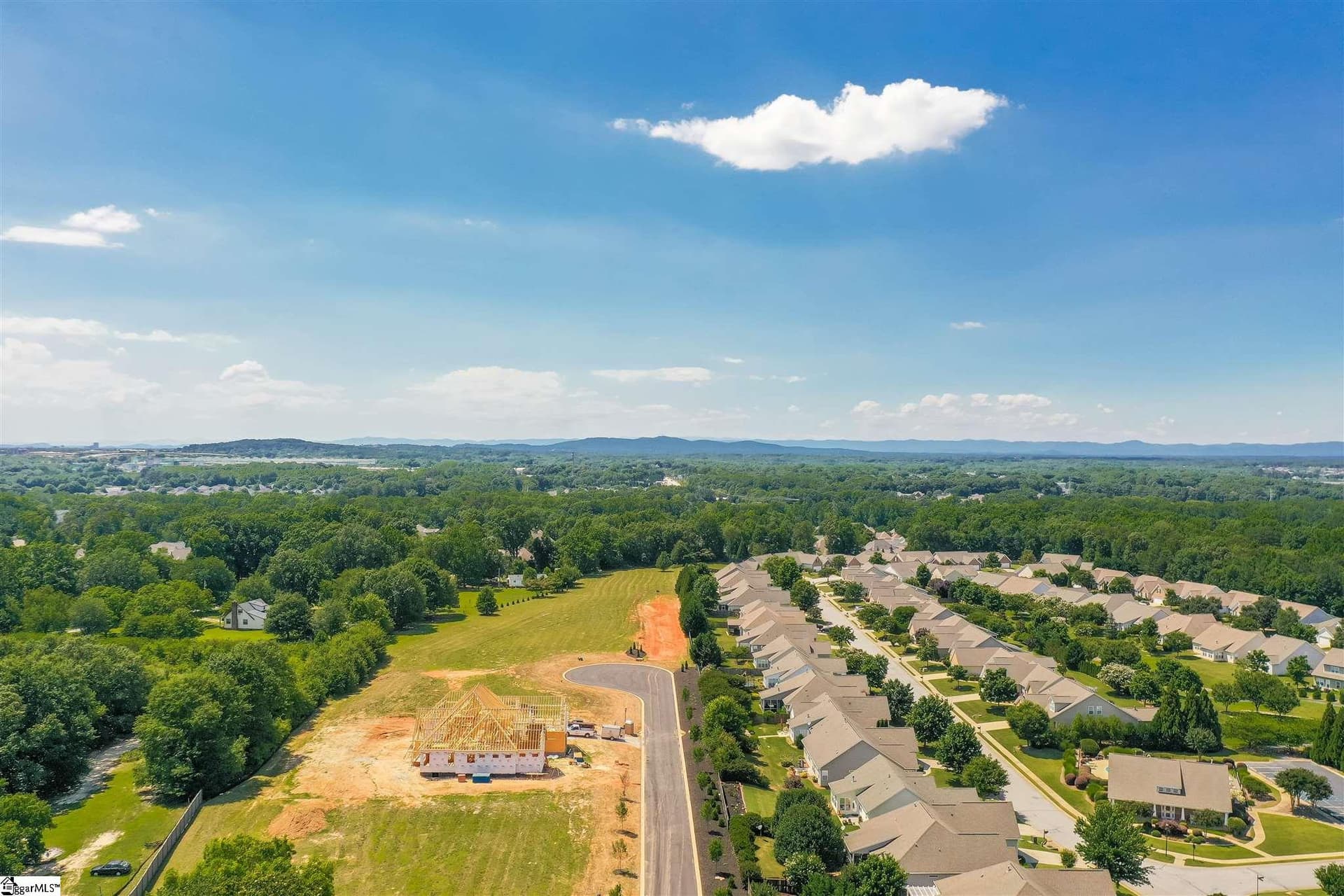 Property image 4 at 9 Vicinity Lane, Greenville, SC 29615