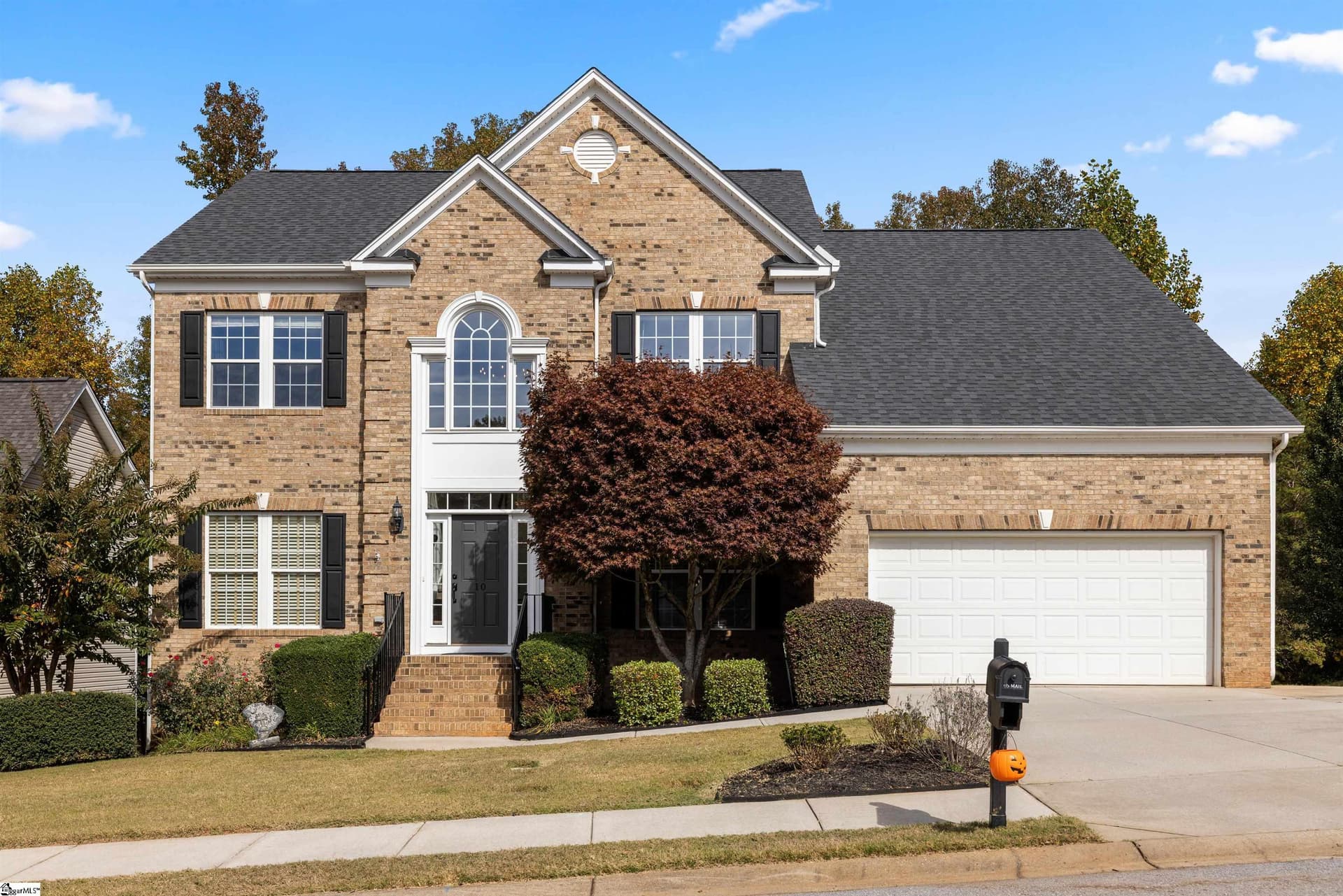 Woodland Creek, Travelers Rest Community