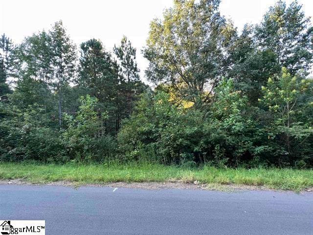Property image 2 at 7 Packforest Road, Taylors, SC 29687
