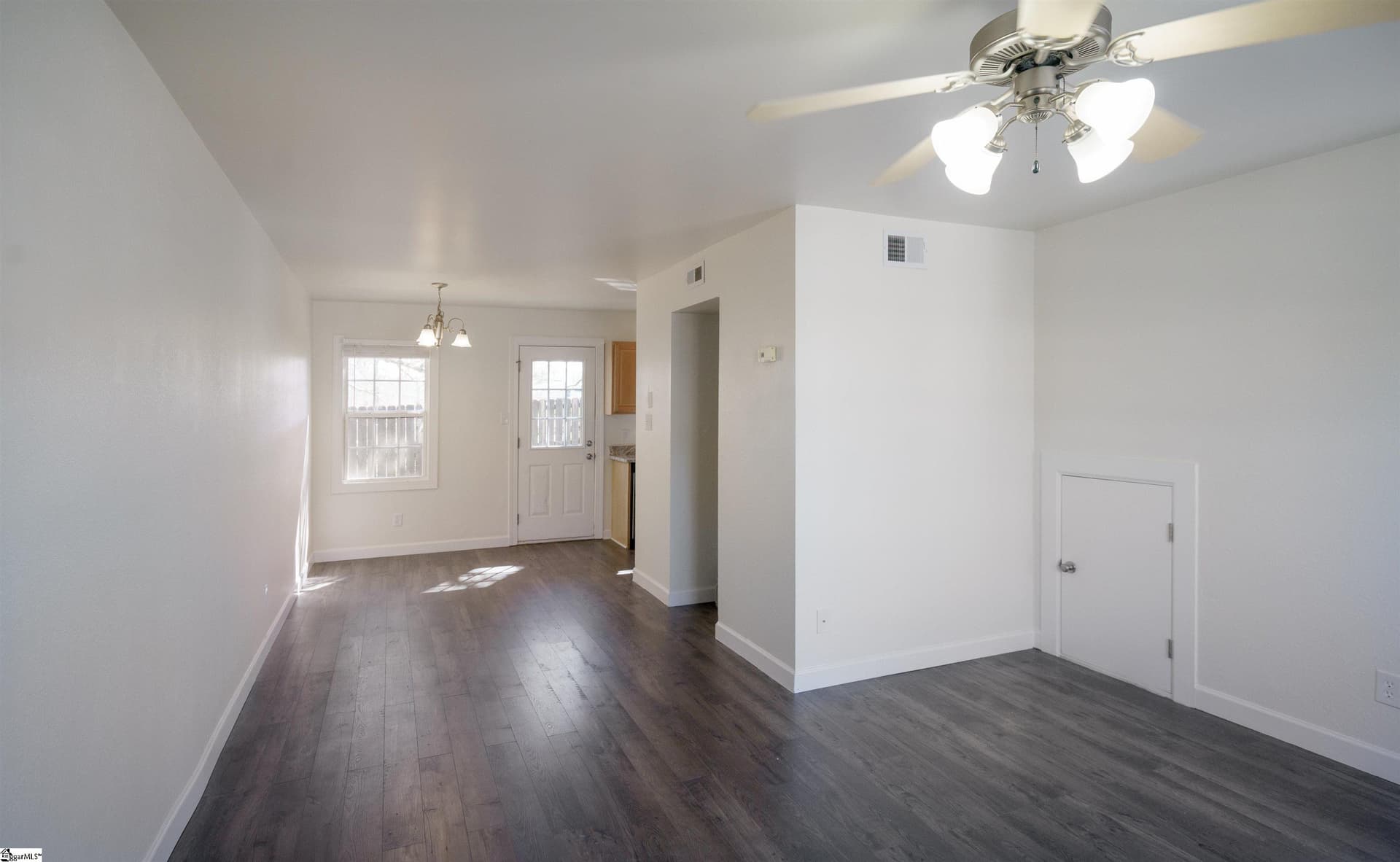 Property image 4 at 21 Ruby Bay Lane, Simpsonville, SC 29681