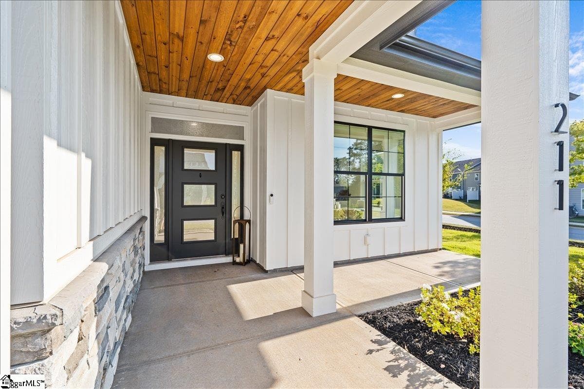 Property image 3 at 211 Nantallah Trail, Mauldin, SC 29662