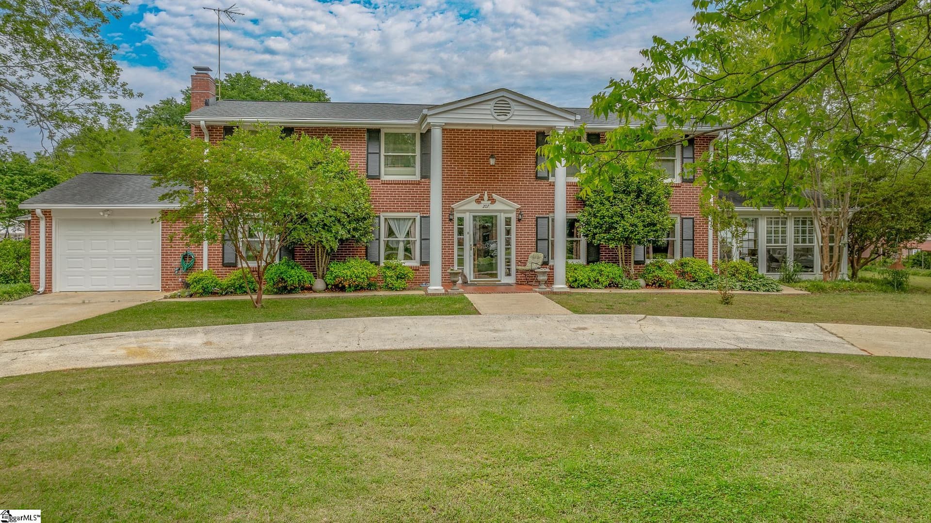 Property image 1 at 207 Bartlett Street, Mauldin, SC 29662