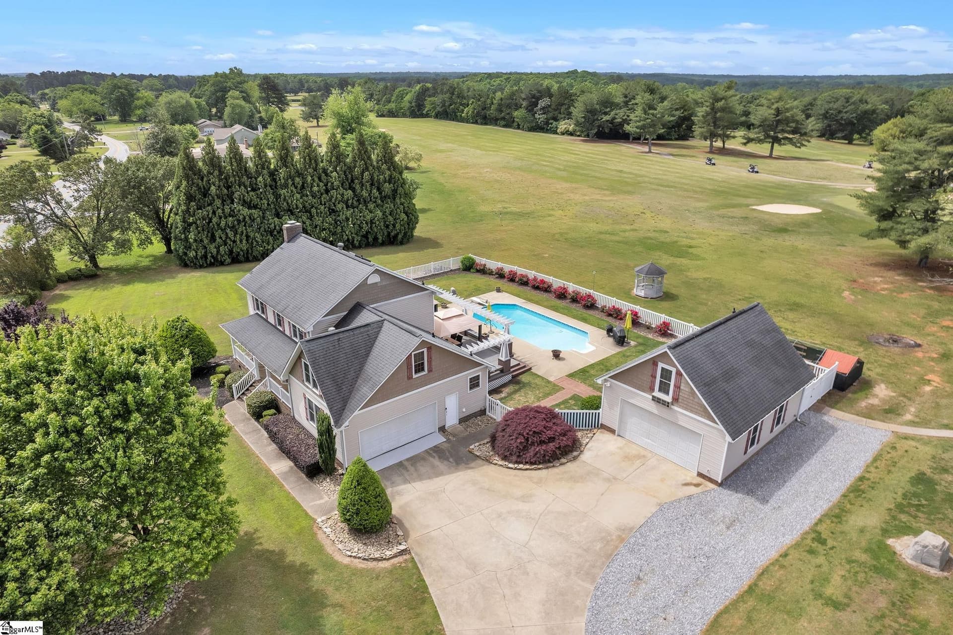 Property image 1 at 1606 Scuffletown Road, Fountain Inn, SC 29644
