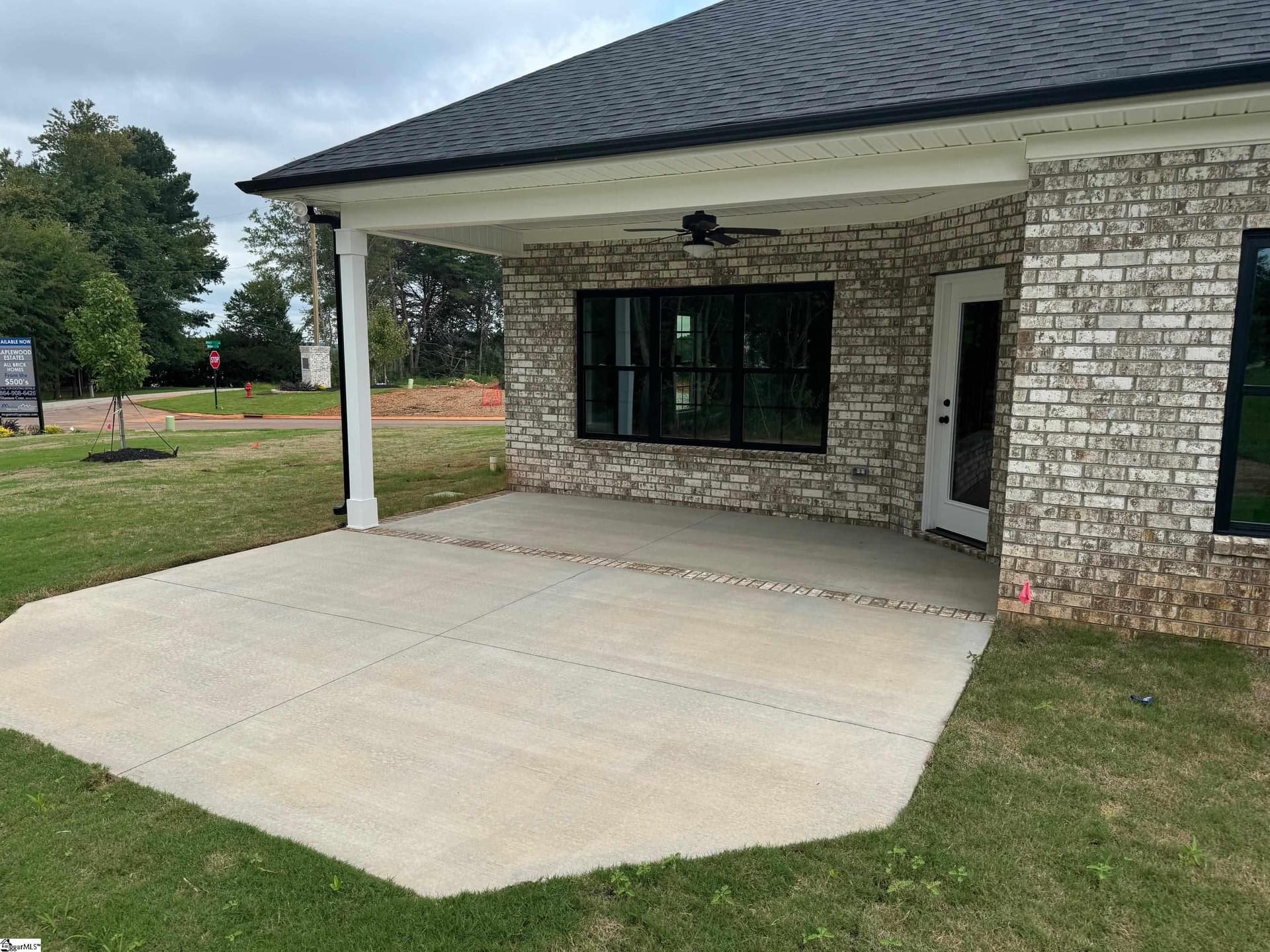 Property image 4 at 100 Willett Trail, Taylors, SC 29687