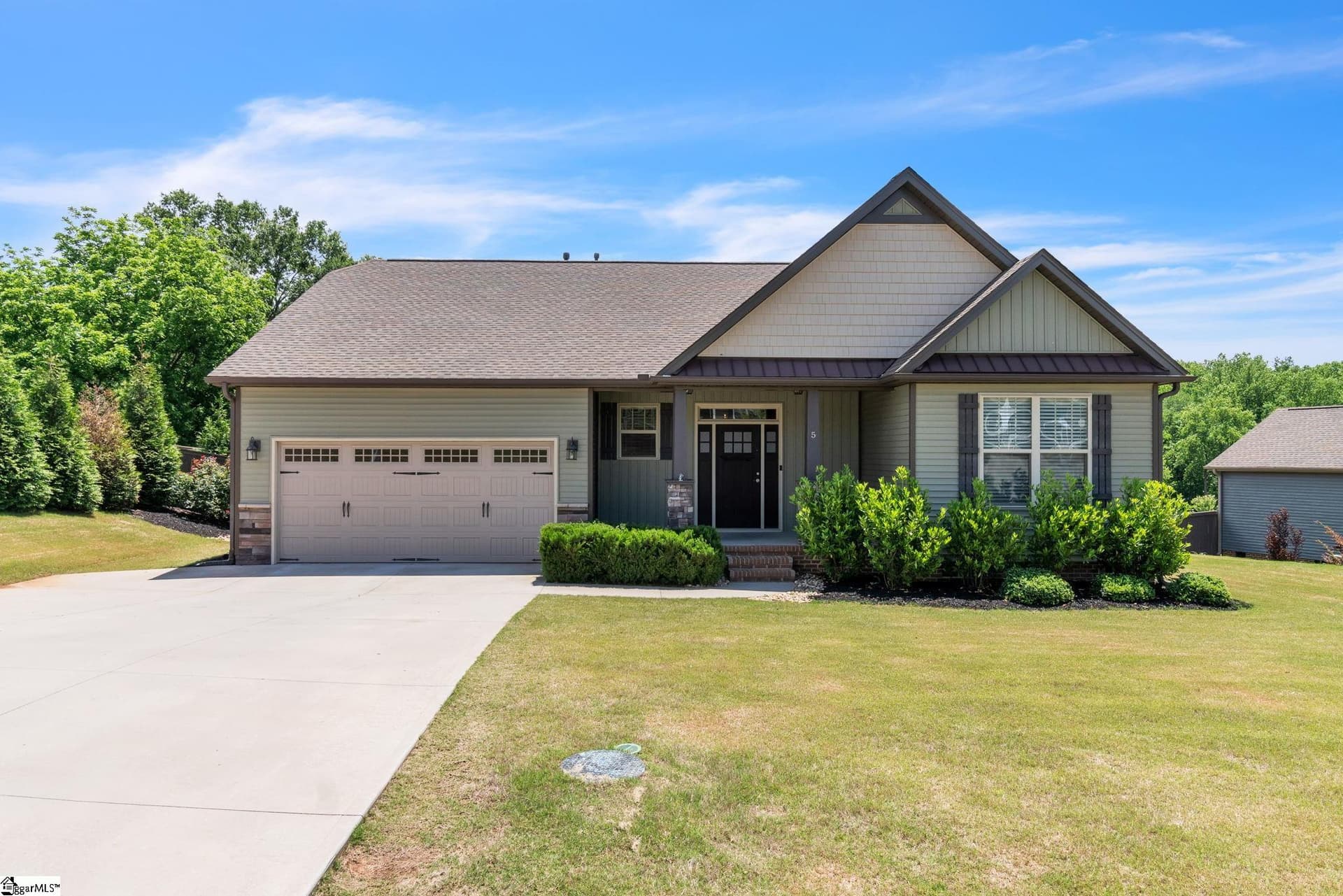 Property image 2 at 5 Ryders Way, Taylors, SC 29687