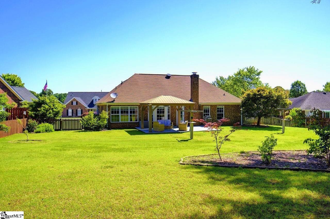 Property image 4 at 605 Ashley Commons Court, Greer, SC 29651