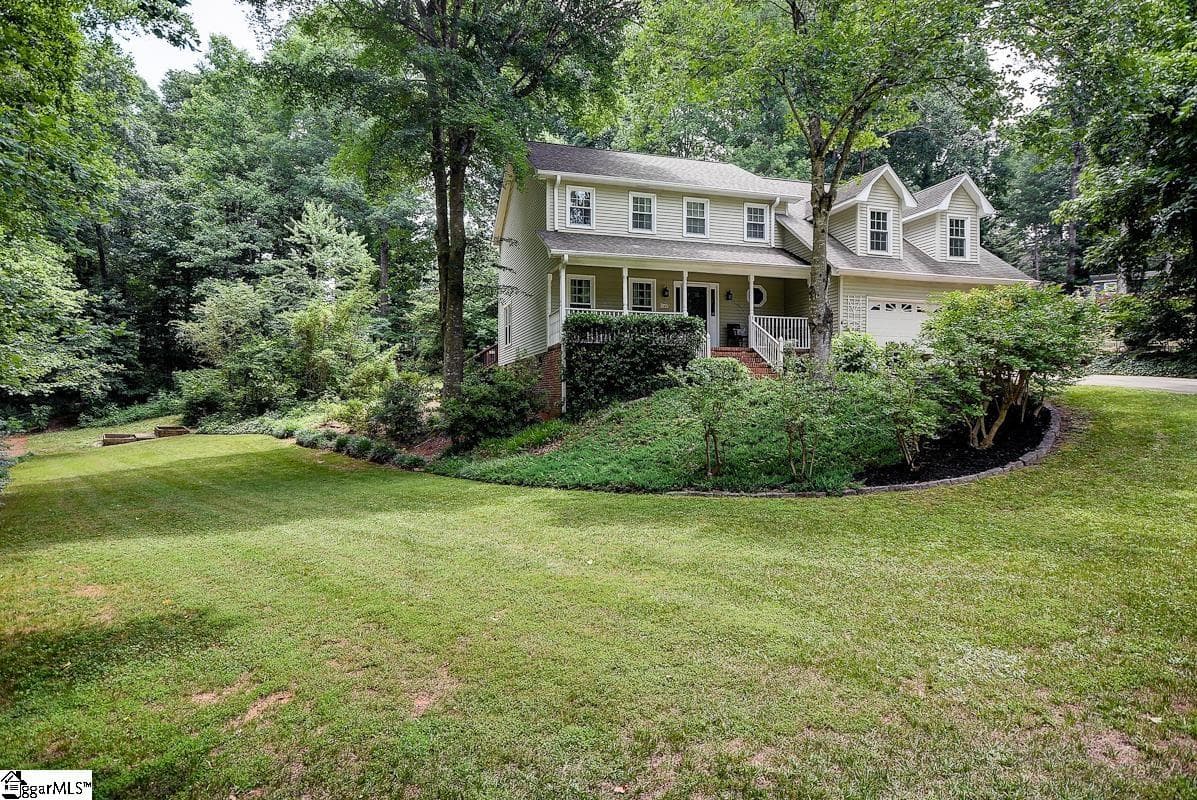 Property image 3 at 109 Cobblestone Road, Greenville, SC 29615