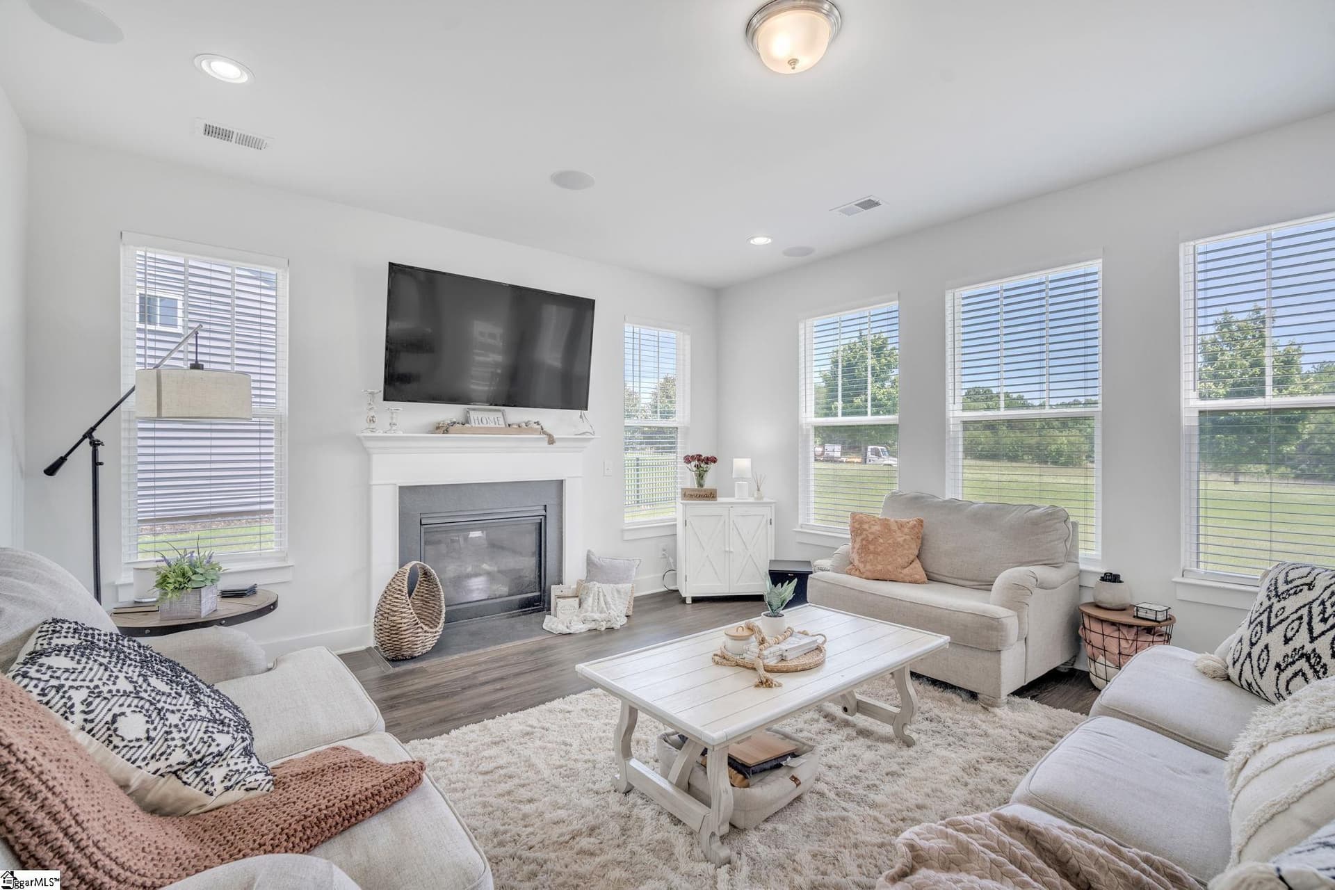 Property image 2 at 121 Foxbank Circle, Greer, SC 29651
