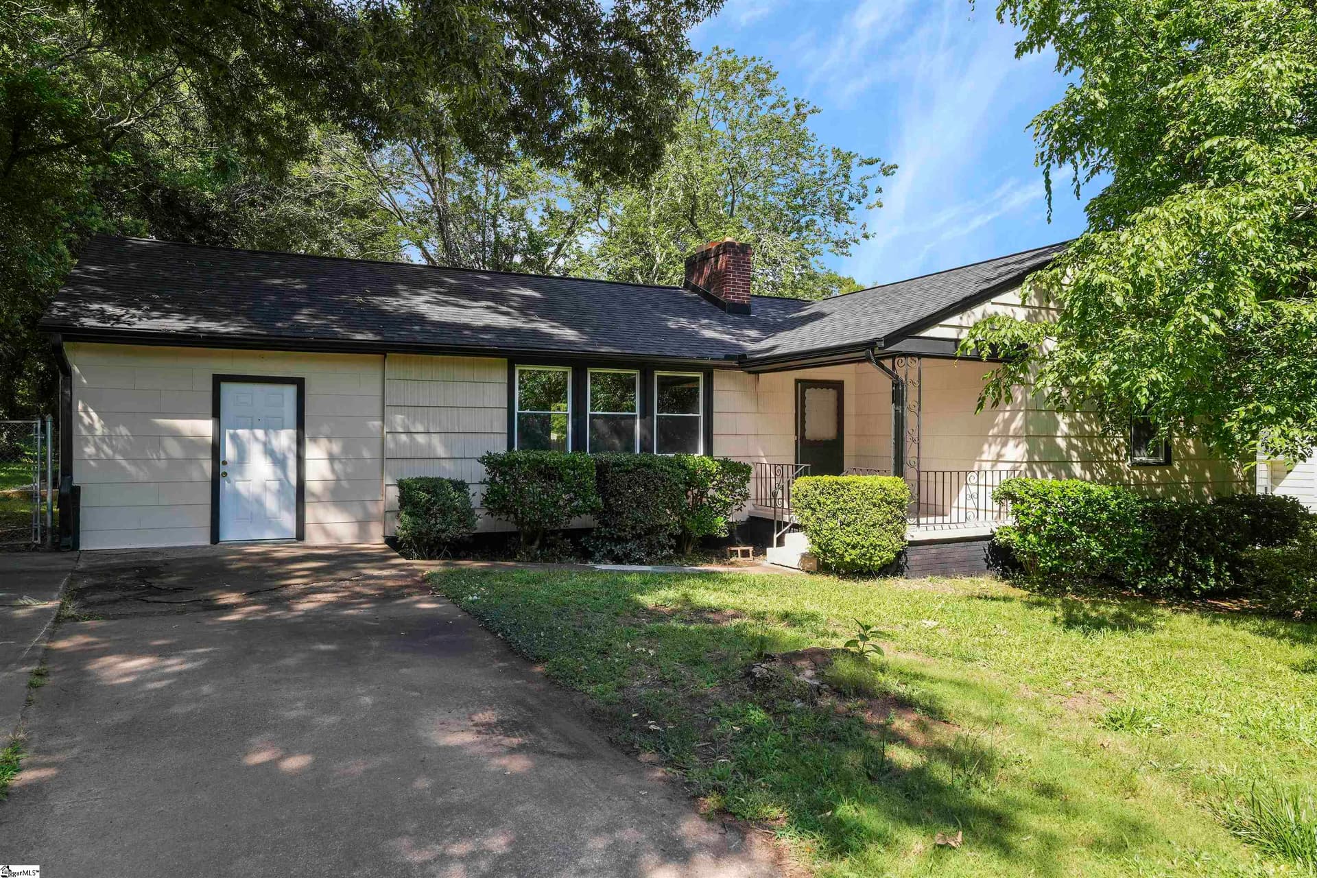 Property image 1 at 308 Pinefield Drive, Greenville, SC 29605