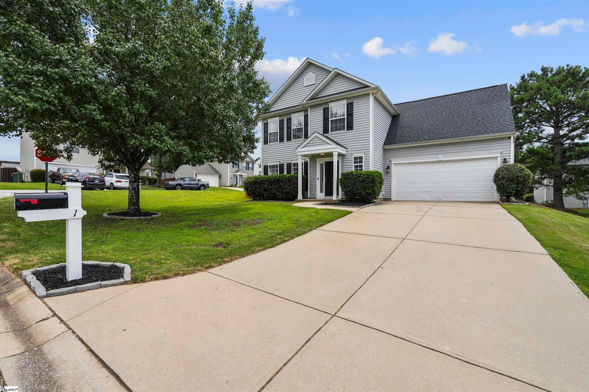 Property image 2 at 1 Crestbrook Drive, Greenville, SC 29607