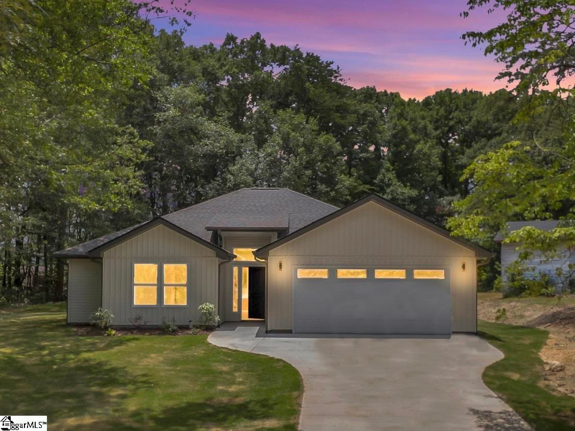Coral Ridge, Taylors Community