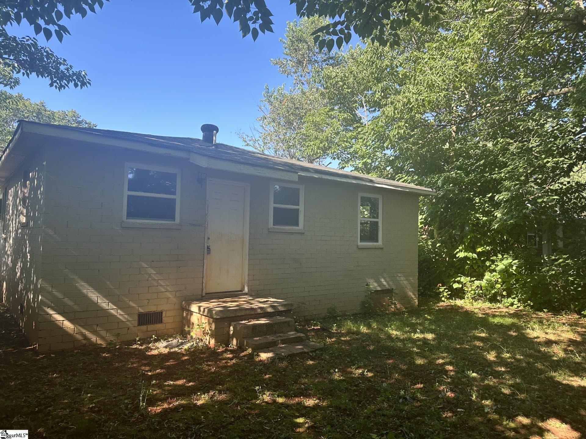 Property image 3 at 11 Yellowstone Drive, Greenville, SC 29617