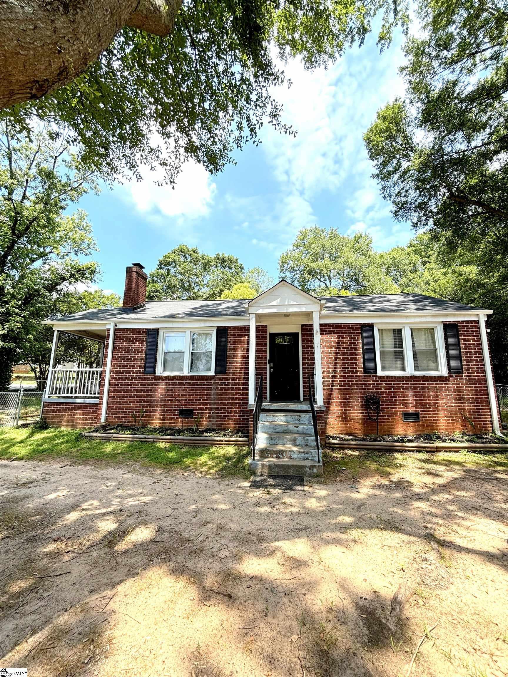 Property image 2 at 20 Milton Drive, Greenville, SC 29605