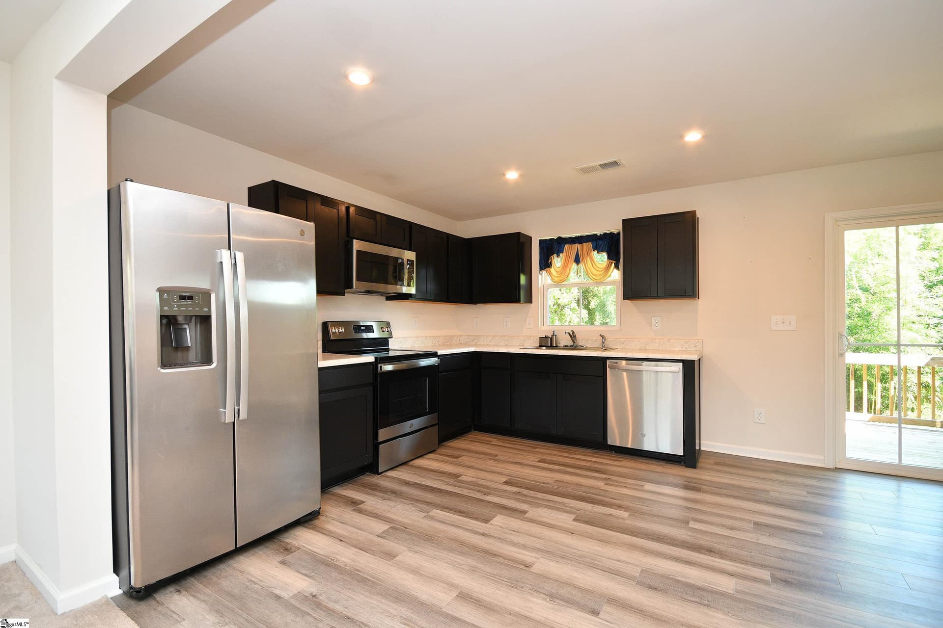 Property image 2 at 215 Brooklane Court, Easley, SC 29642