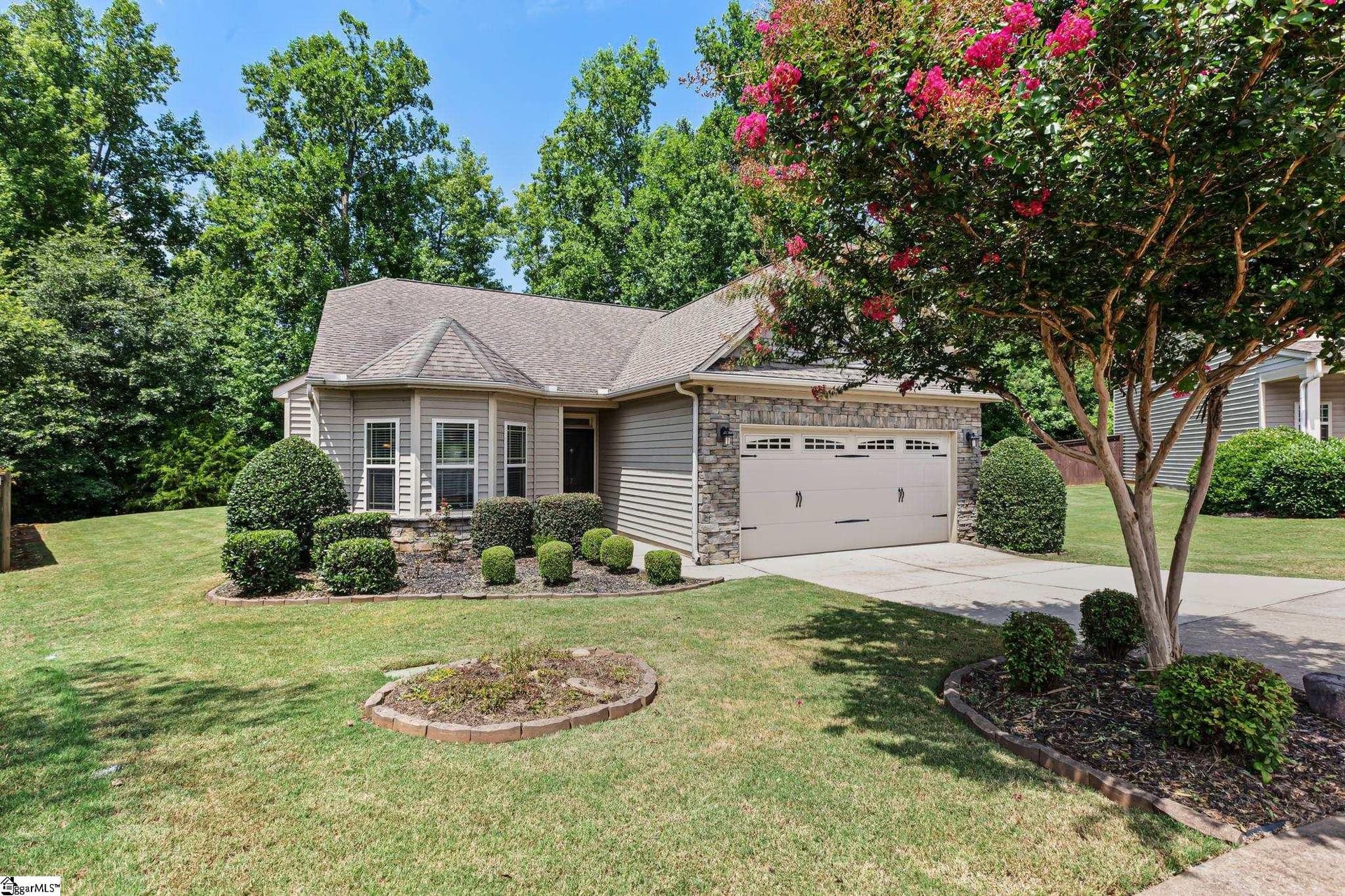 Property image 2 at 7 Leeds Court, Simpsonville, SC 29681