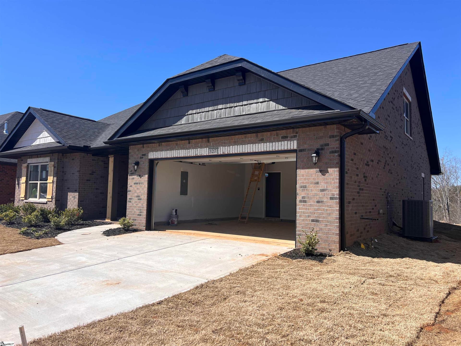 327 Cypress Hollow Trail