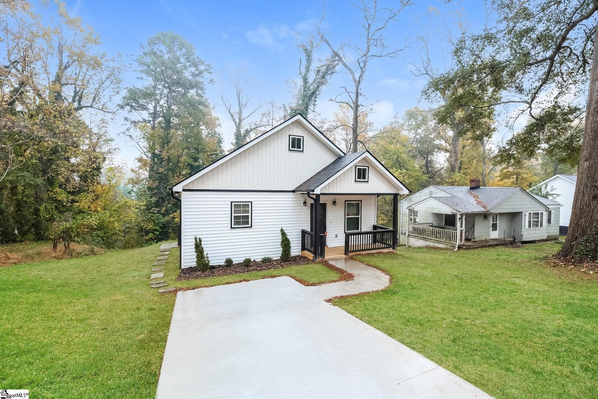 Property image 2 at 416 Crosby Circle, Greenville, SC 29605-1312