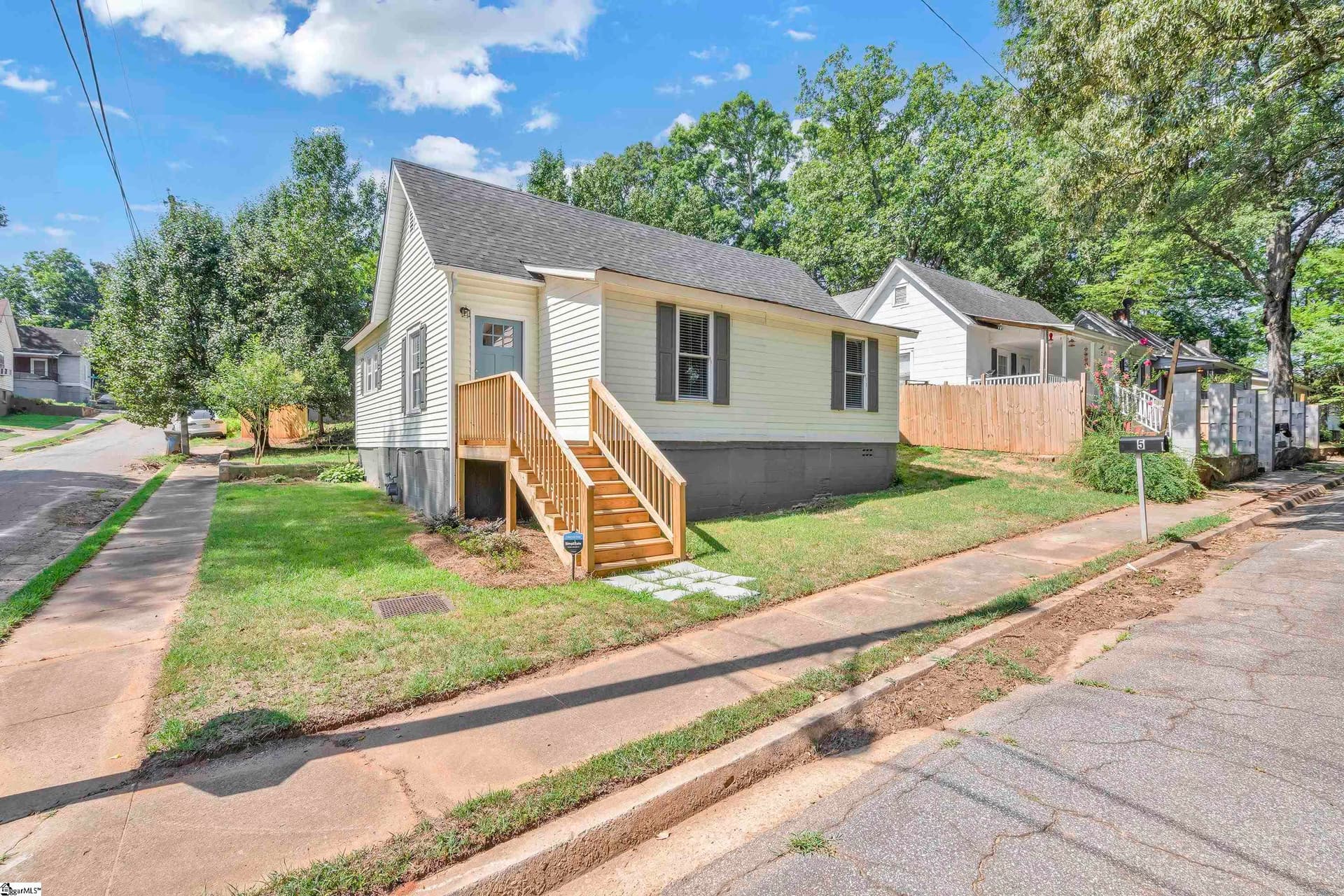 Property image 1 at 5 Cardwell Street, Greenville, SC 29605