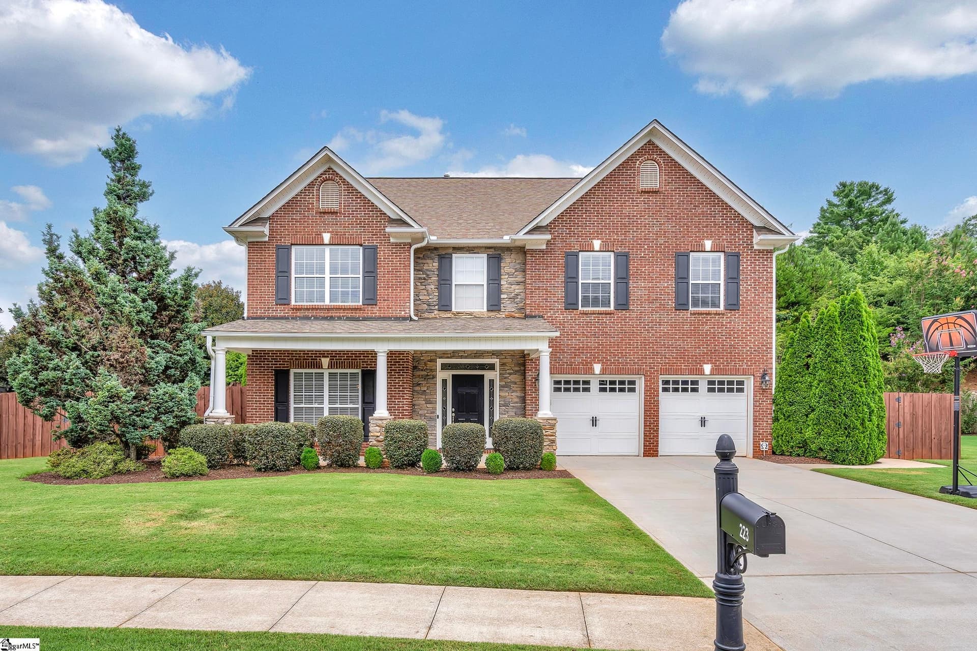Property image 1 at 223 Haddington Lane, Greenville, SC 29609