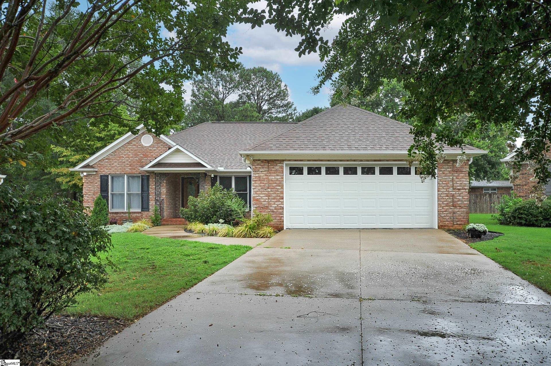 Property image 2 at 217 Rivermill Court, Spartanburg, SC 29301