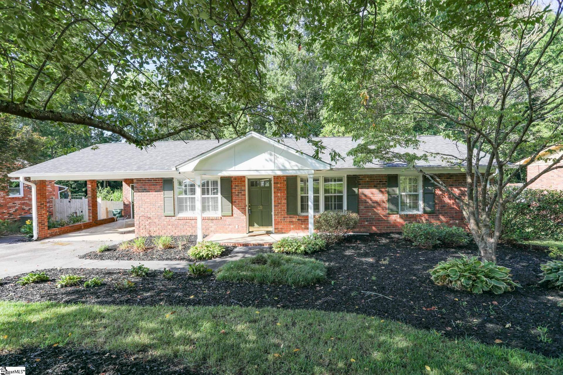 Property image 1 at 10 Trent Drive, Taylors, SC 29687