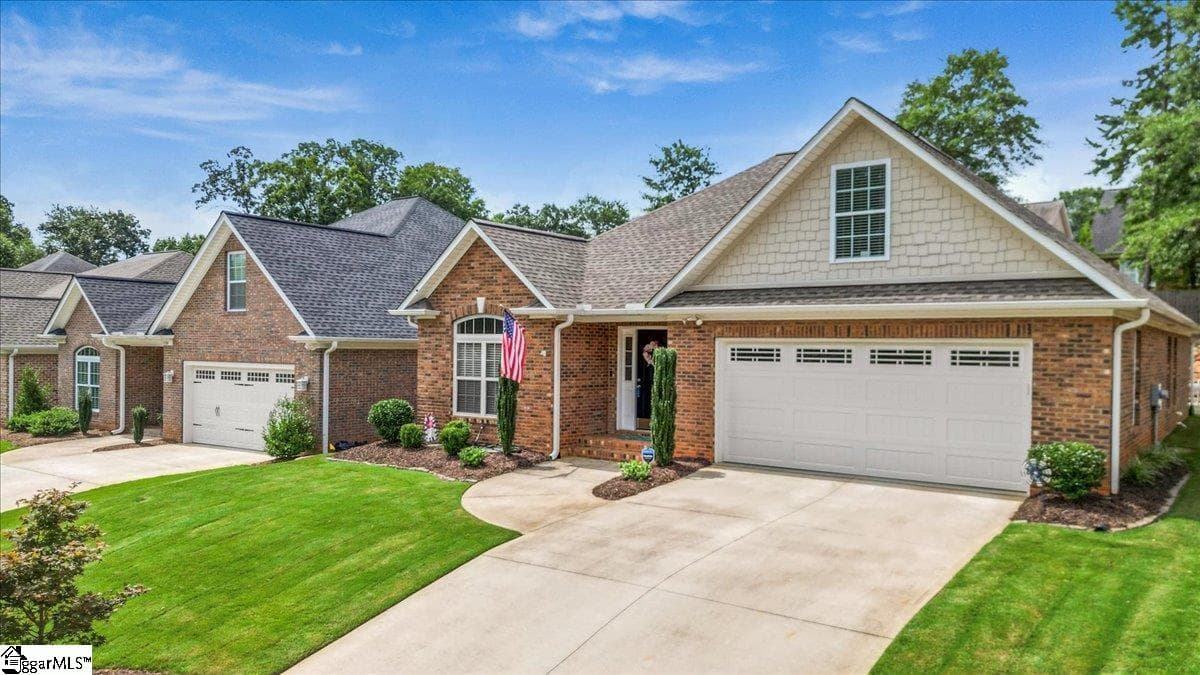 Property image 2 at 134 Hidden Ridge Drive, Spartanburg, SC 29301