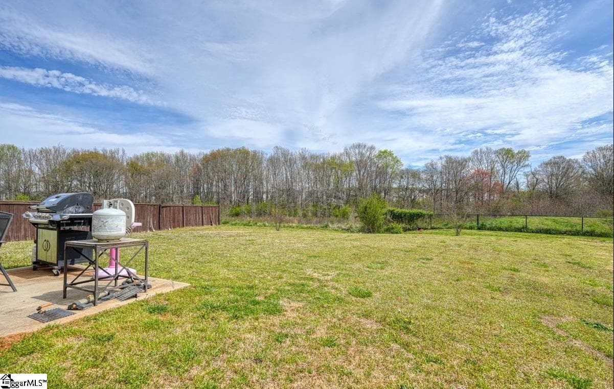 Property image 2 at 106 Castlebrook Drive, Greenville, SC 29605