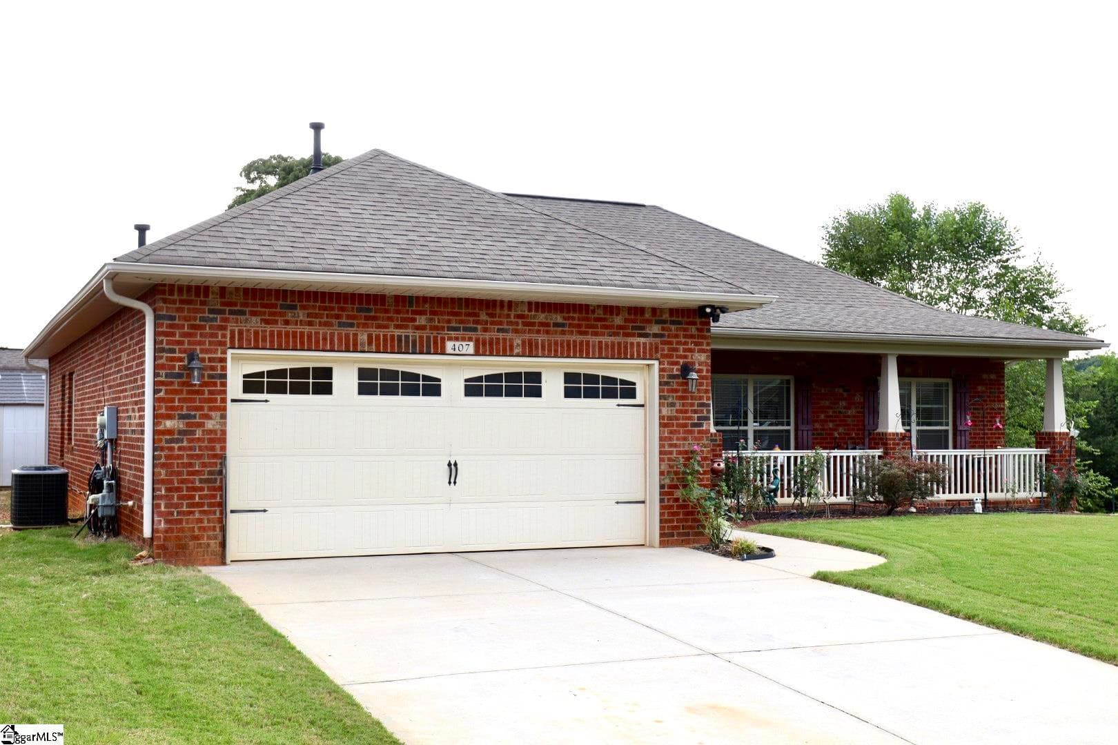 Property image 2 at 407 Raritan Court, Simpsonville, SC 29681