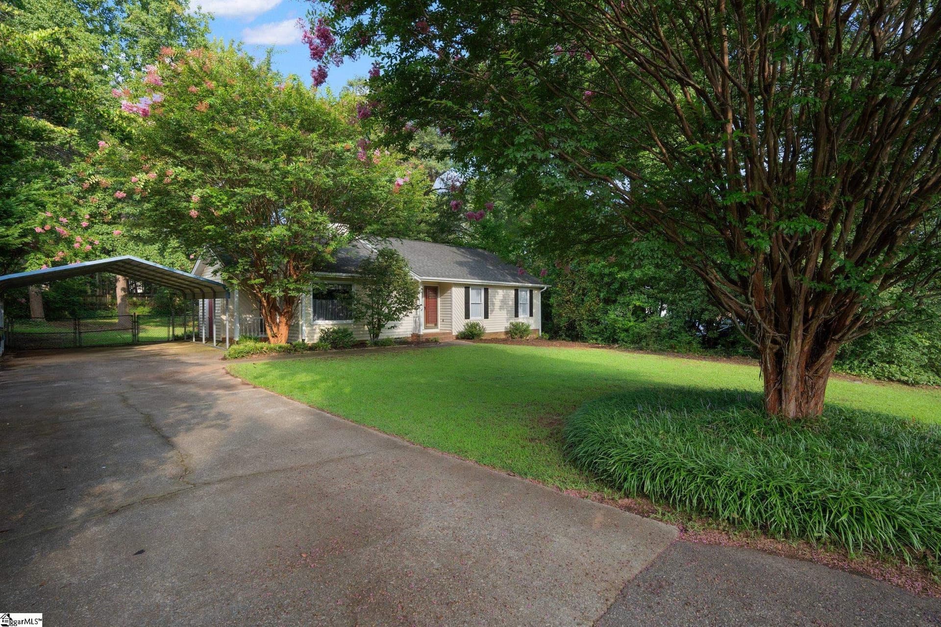 Property image 3 at 103 Oak Drive, Greer, SC 29650