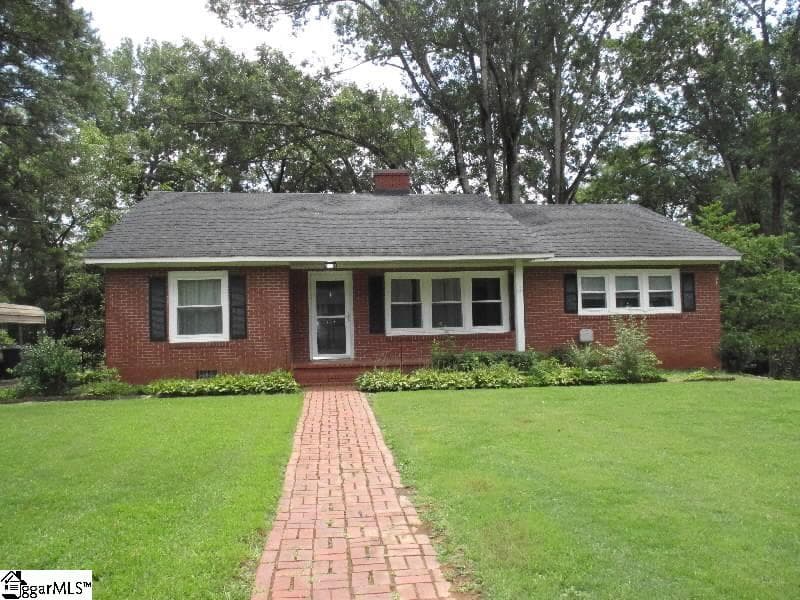 Property image 1 at 101 Meadow Road, Laurens, SC 29360
