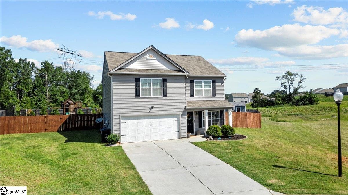 Property image 2 at 125 Rogers Knoll Lane, Pelzer, SC 29669