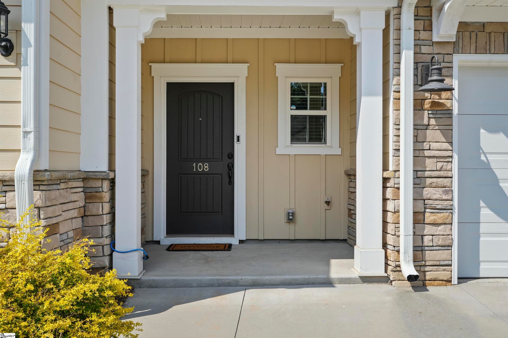 Property image 2 at 108 Pokeberry Way, Greenville, SC 29607