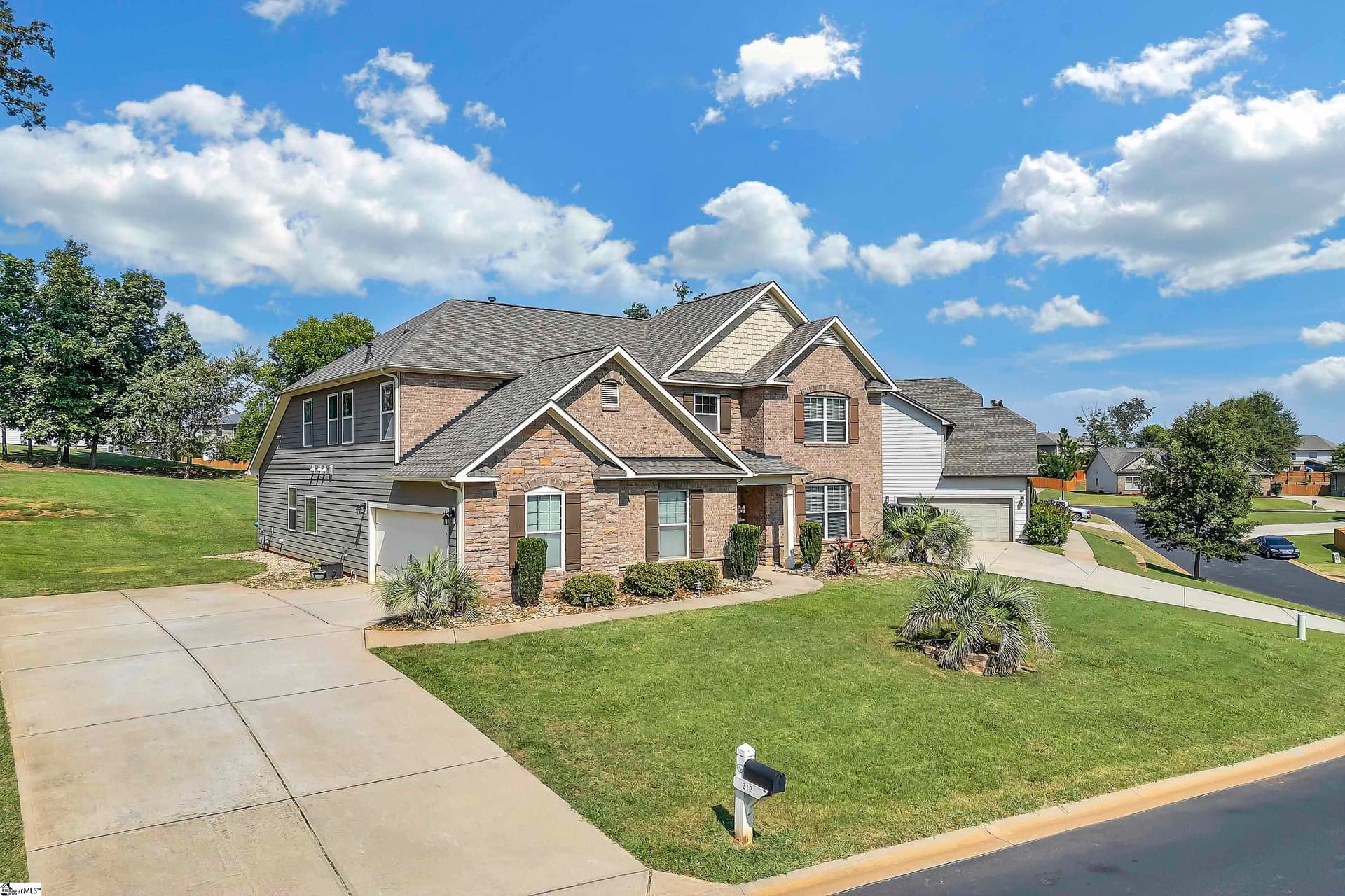 Property image 2 at 212 Moonstone Lane, Duncan, SC 29334