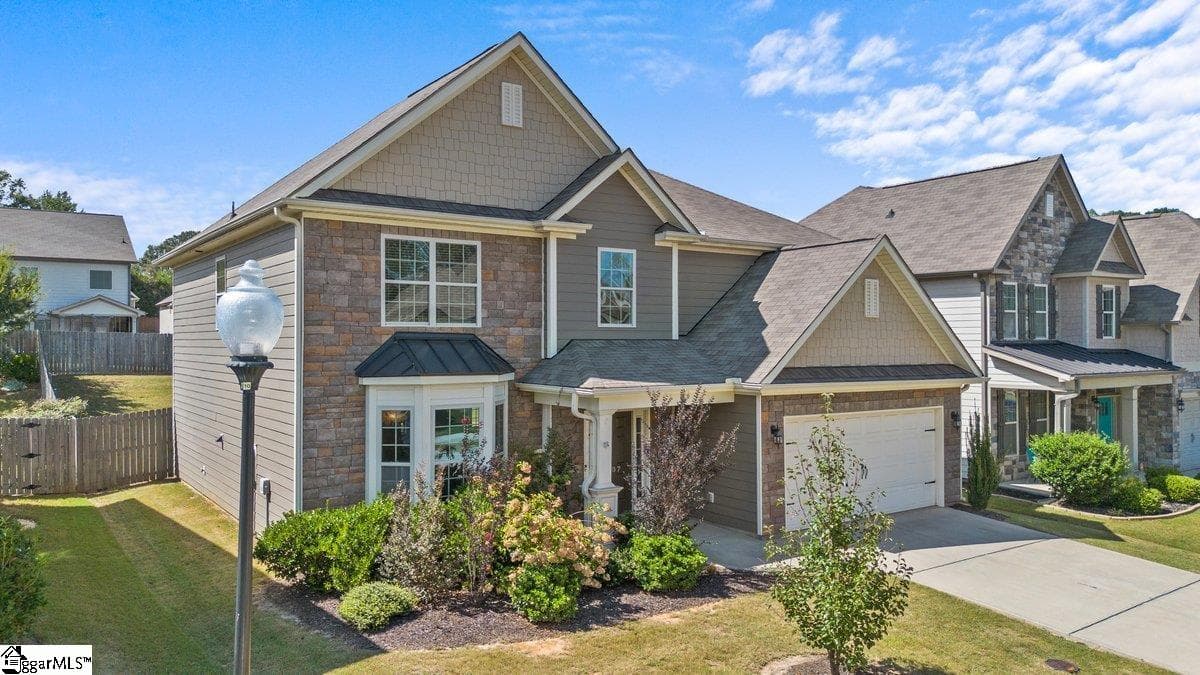 Property image 1 at 207 Redmont Court, Simpsonville, SC 29680