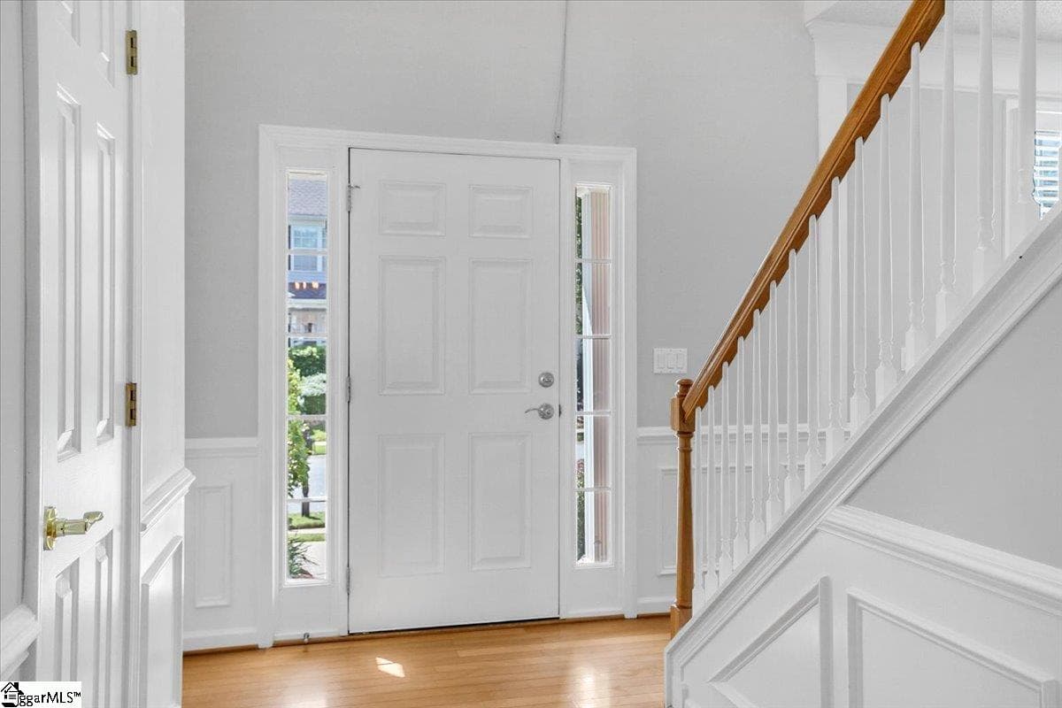 Property image 2 at 311 Surrywood Drive, Greenville, SC 29607