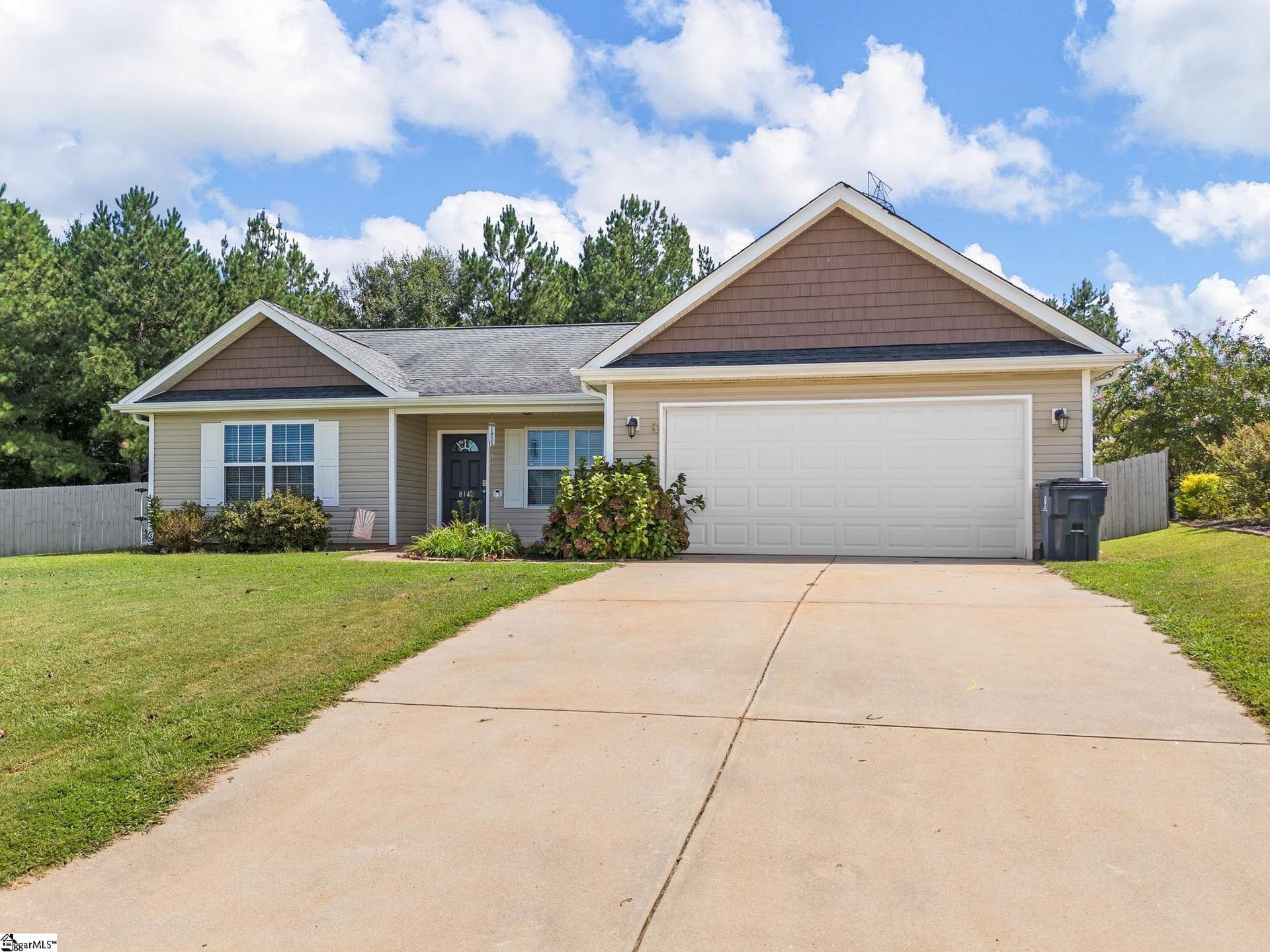 Property image 1 at 814 Efren Point, Lyman, SC 29365