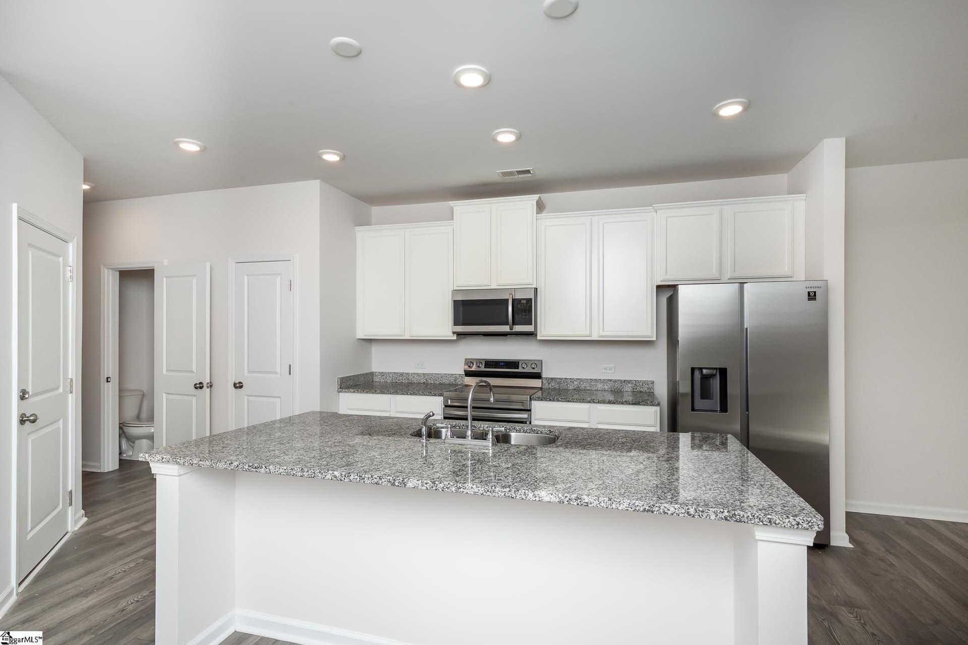 Property image 3 at 112 Crestwind Drive, Greenville, SC 29607