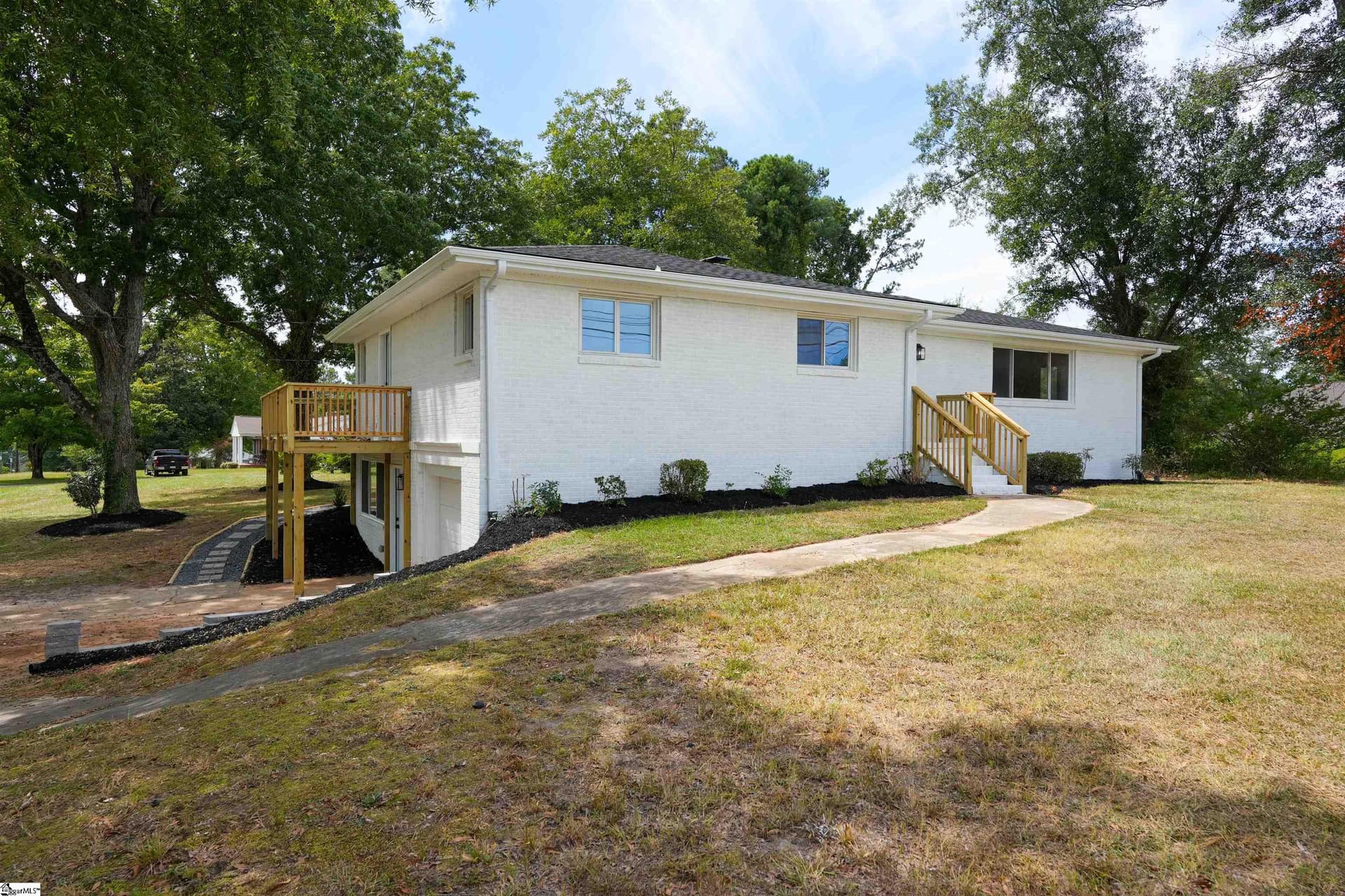 Property image 2 at 102 Greenbriar Drive, Simpsonville, SC 29680