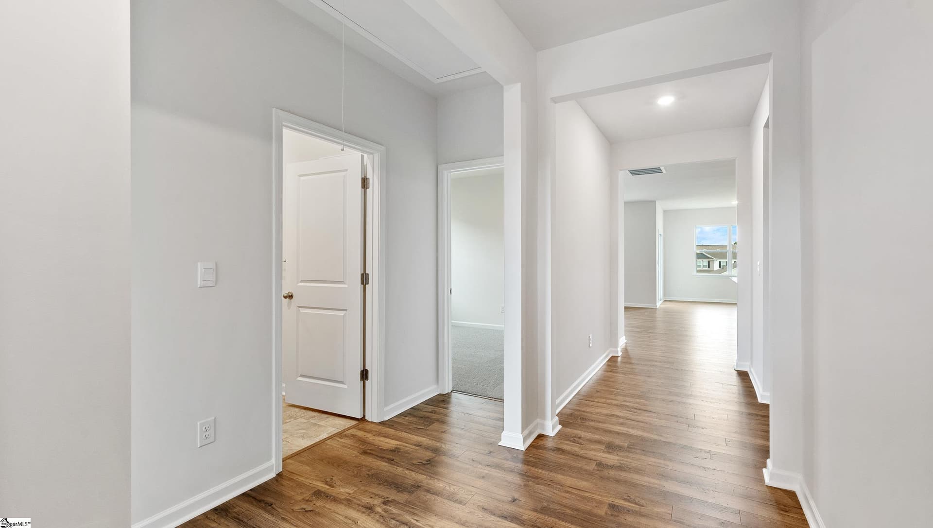 Property image 2 at 938 Pineland Drive, Woodruff, SC 29388
