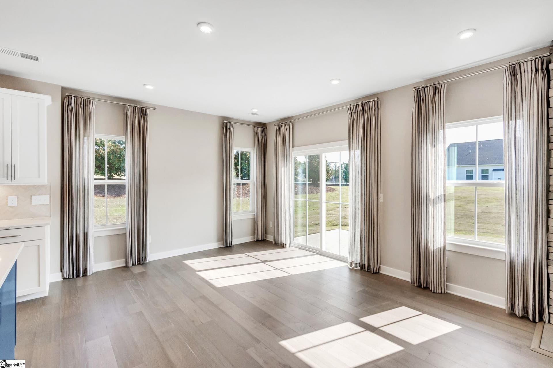 Property image 5 at 202 Blackfoot Road, Greenville, SC 29607-5177